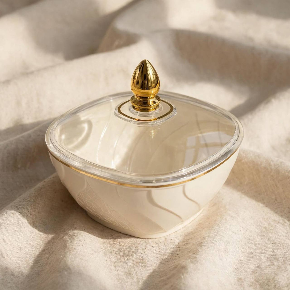 Square Curved Embossed Date & Sweet Bowl with Clear Lid – 12x12.5cm