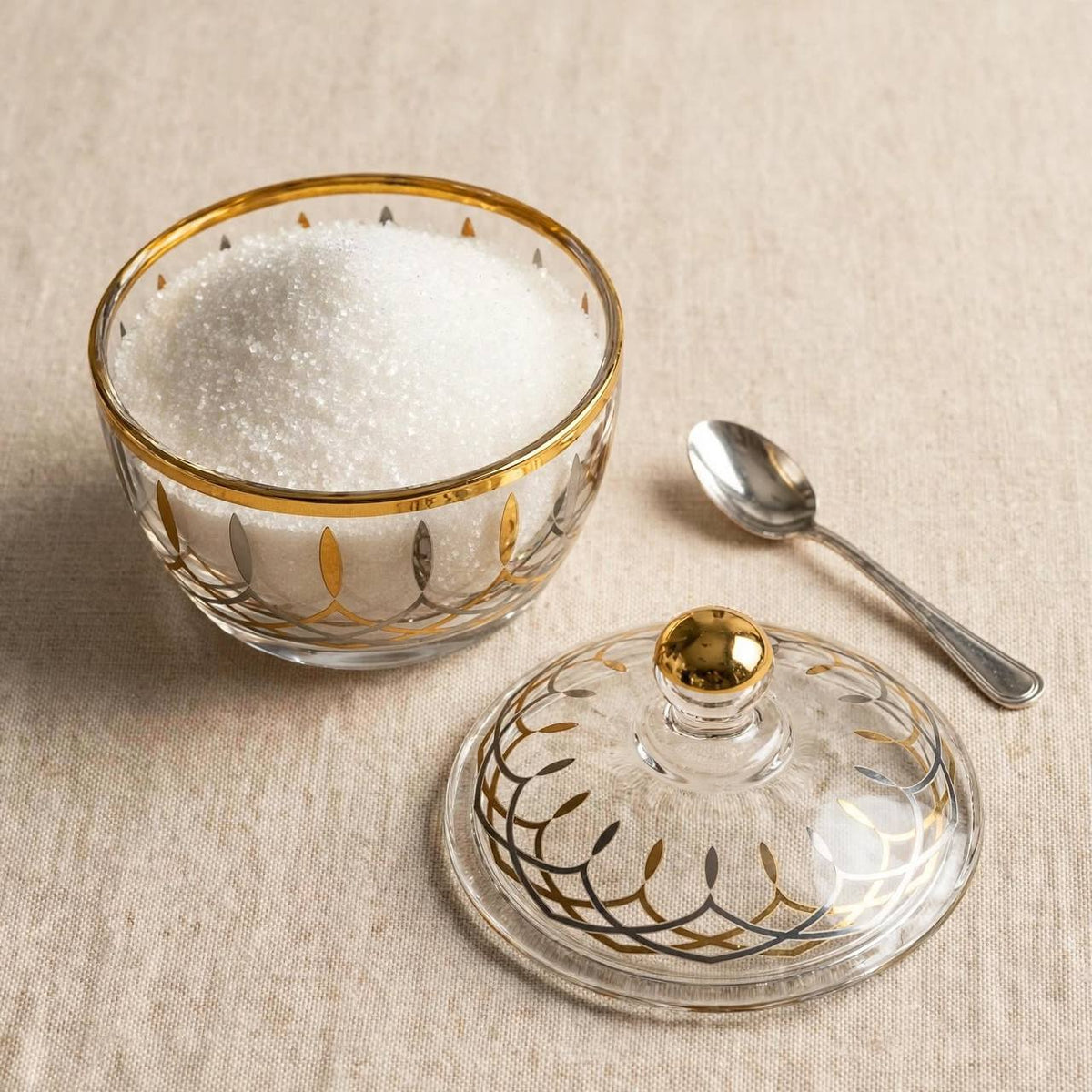 Gold & Silver Patterned Glass Sugar Bowl with Lid – 10x9cm