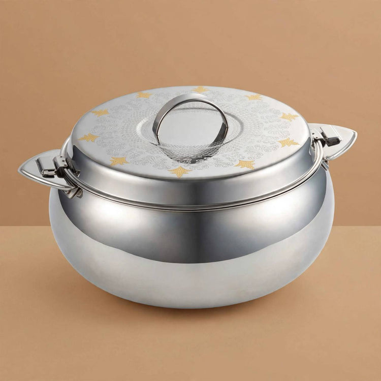 Hot Pots & Serving