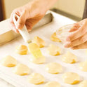 SILICONE BAKERY BRUSH - Mawaeen