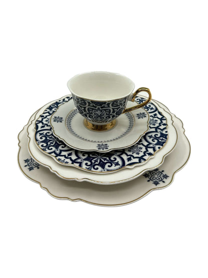 Decorative dinnerware set 44 PC