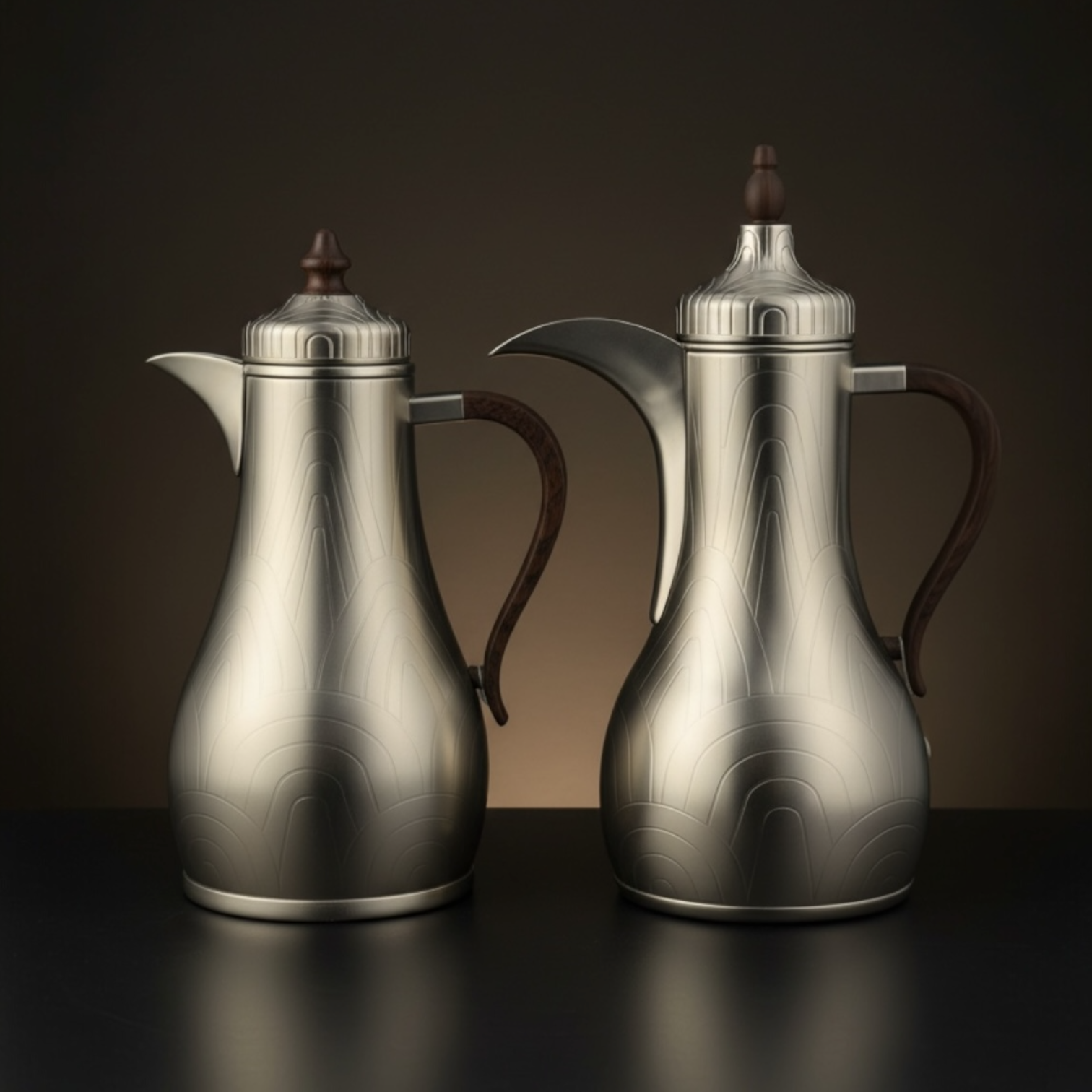 Premium Stainless Steel Dallah Set – M/Silver Wood