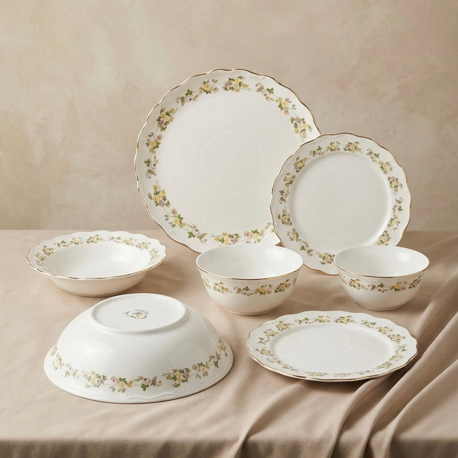 Elegant 26-Piece Porcelain Dinnerware Set – Floral Design with Gold Rim