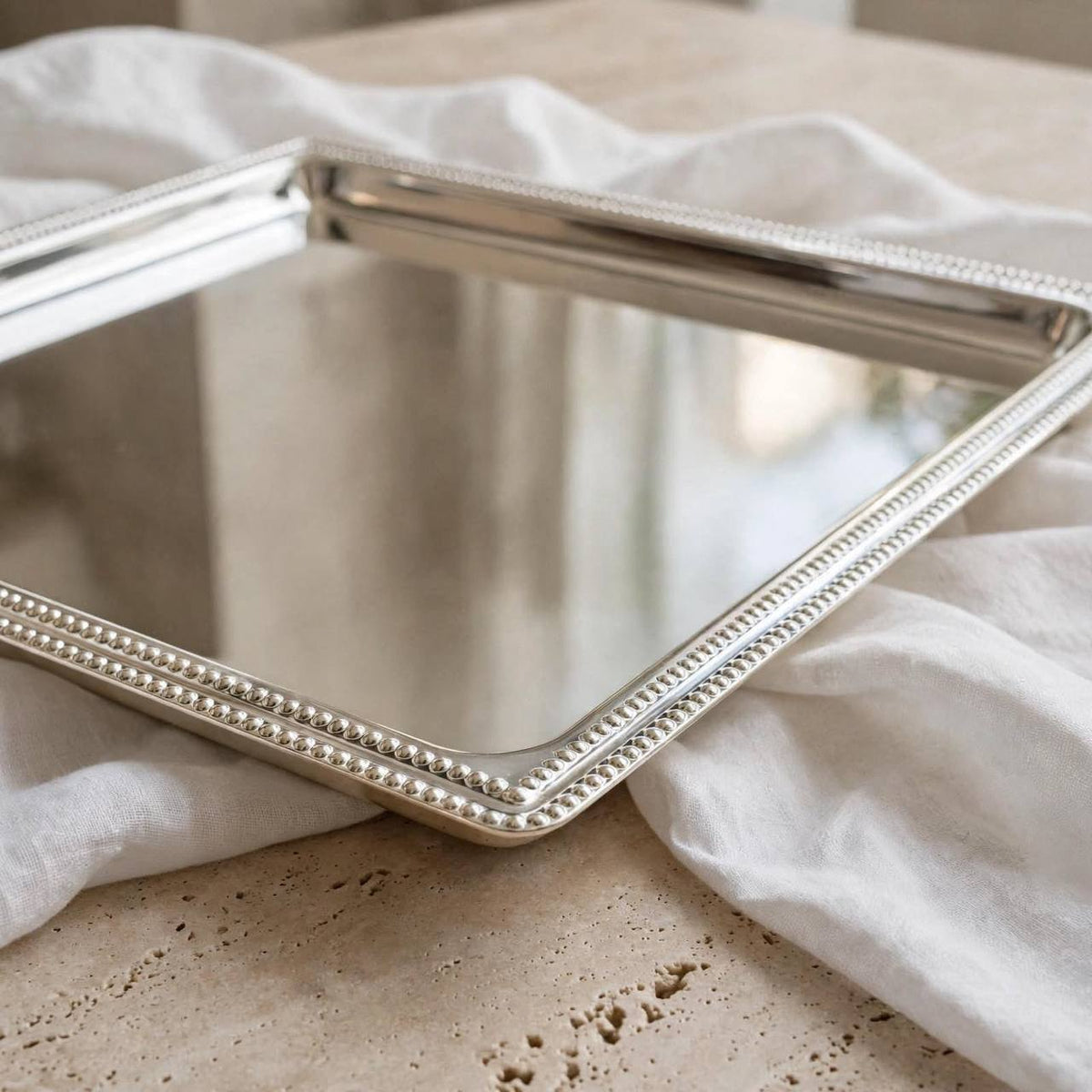 Classic All-Silver Stainless Steel Rectangular Serving Tray with Beaded Pearl Rim – 50 × 35 cm