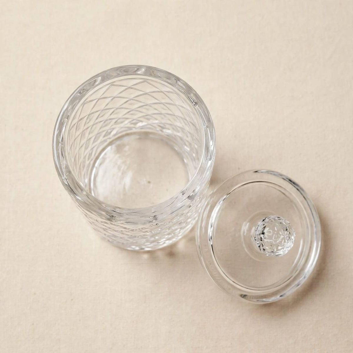 Tall Diamond Cut Glass Candy Jar with Lid – 20x10cm - Mawaeen