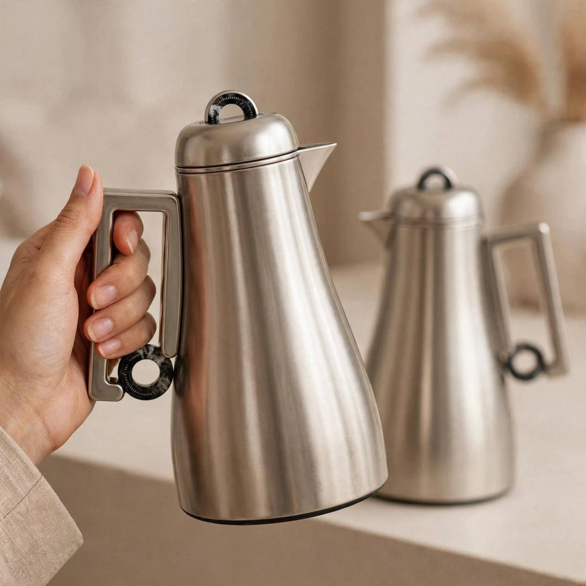 Al Marjan Matt Silver 2-Piece Thermal Coffee & Tea Dallah Set (1L + 0.70L)