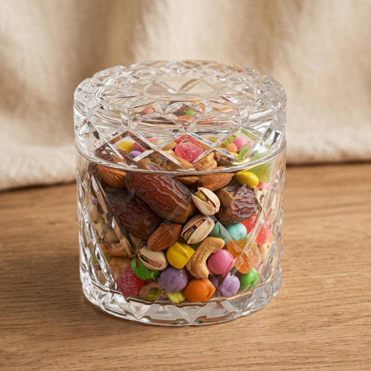Flat Lid Diamond Cut Glass Candy Jar – 11x10cm