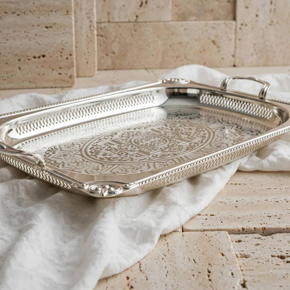 Grand All-Silver Baroque Stainless Steel Serving Platter with Arabesque Etching & Pierced Gallery Rim – 62 × 40 cm