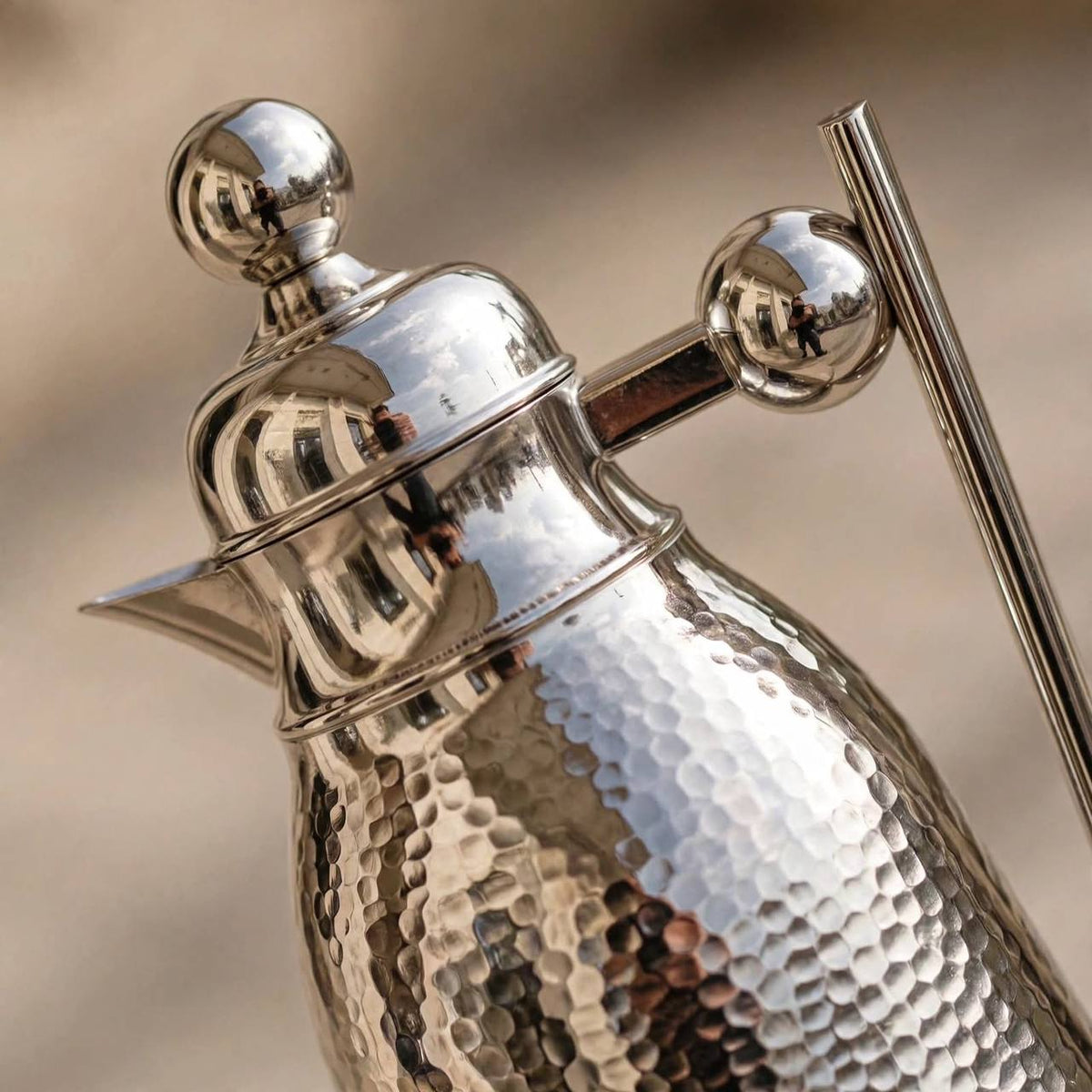 Hammered All-Nickel Mirror Vacuum Flask Set – 1L & 0.75L