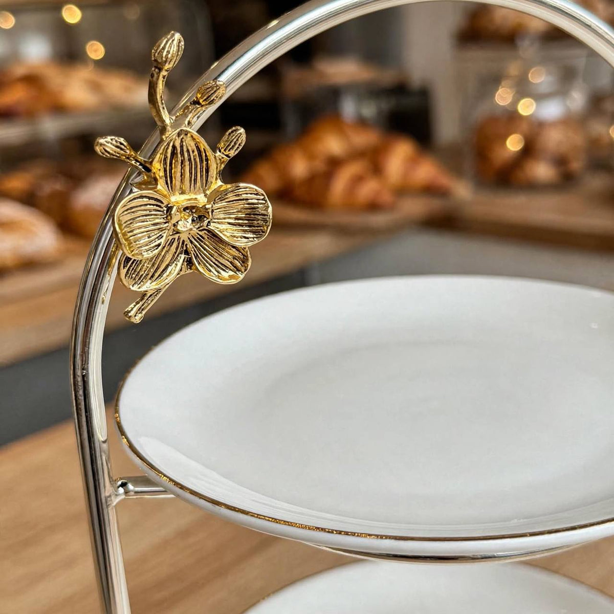 Silver & Gold-Tone Ceramic 3-Tier Round Candy & Sweets Display Stand