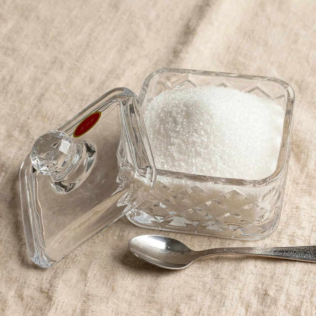Square Diamond Cut Crystal Glass Sugar Bowl with Lid – 10x11cm